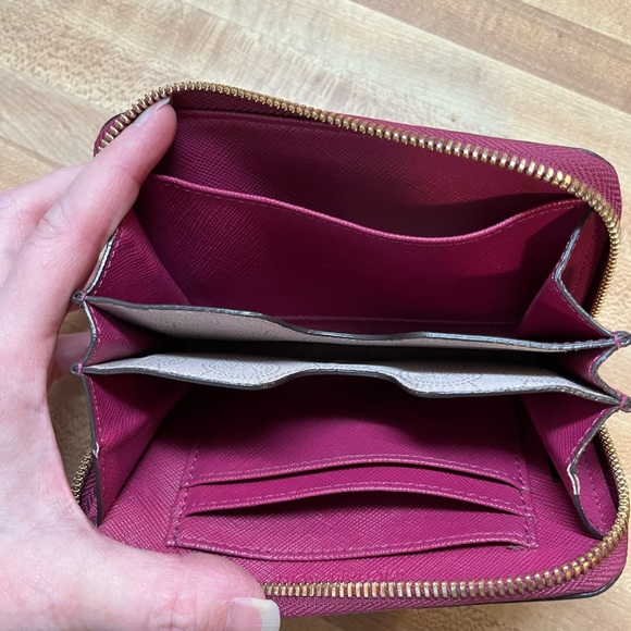 Michael Kors Jet Set Wrislet Wallet - Picture 2 of 7